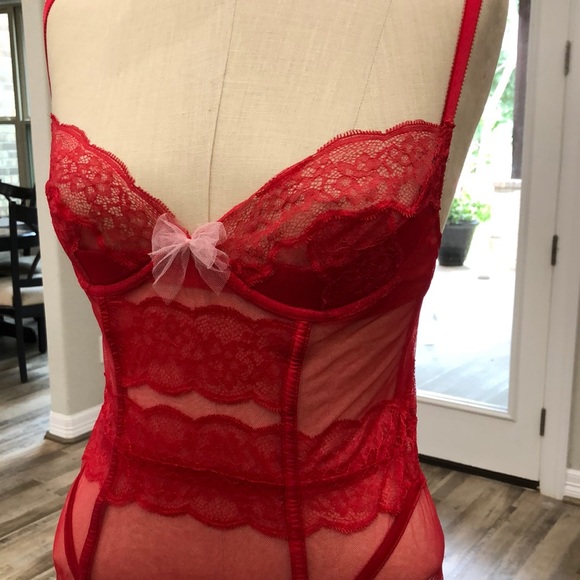 Victoria’s Secret Garter Teddy 34C - Picture 2 of 7